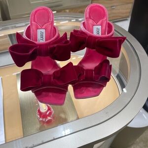 Shoes have only been worn once. Very new.